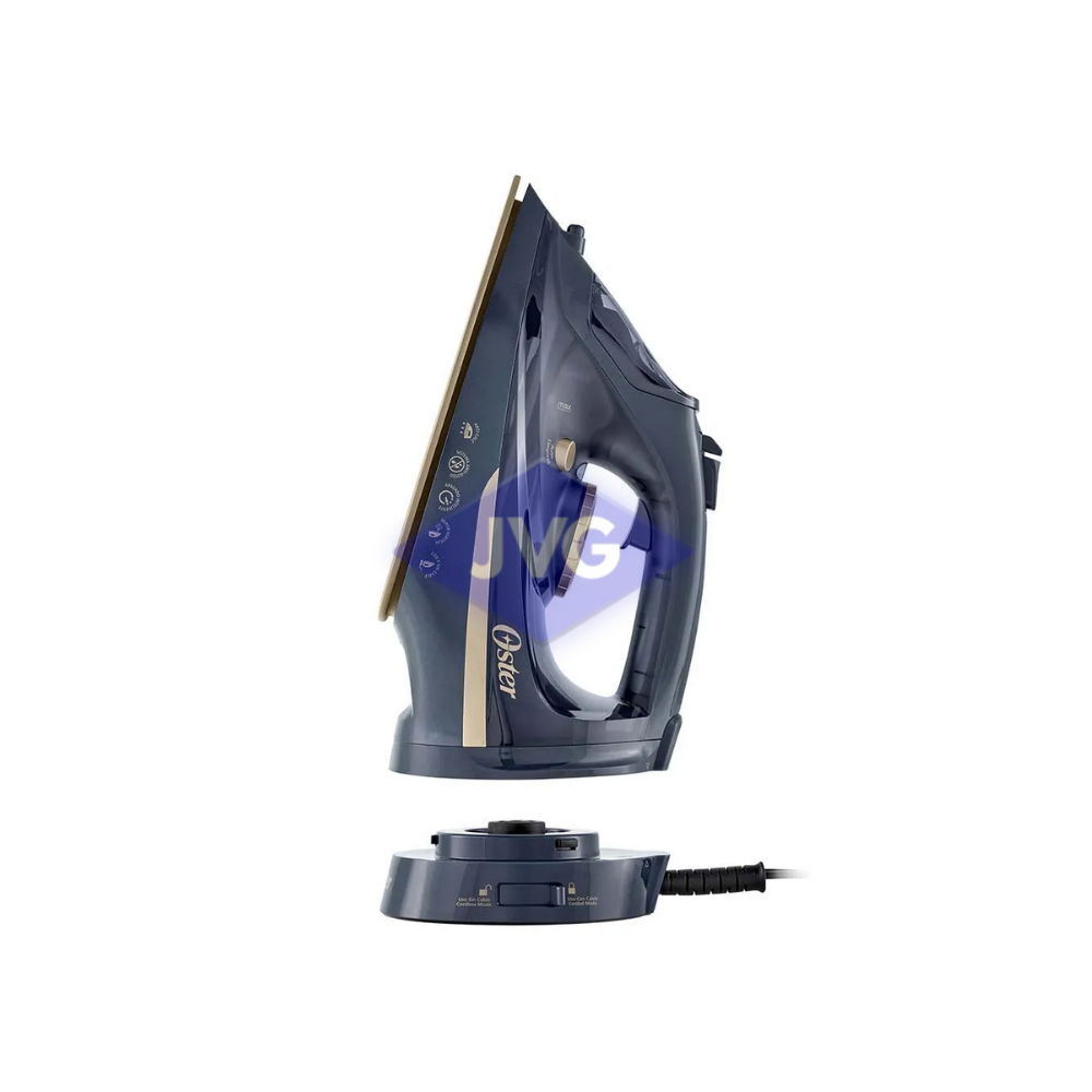 PLANCHA A VAPOR OSTER CON ROCIADOR ANTIADHERENTE INALÁMBRICO NEGRO Y DORADO - GCSTCC5000
